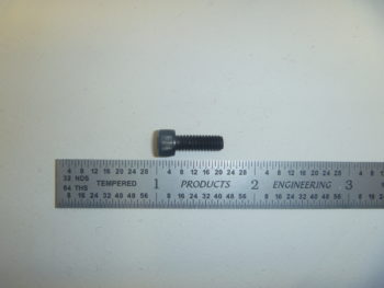 LOWER WIRE TUBE CLAMP SCREW