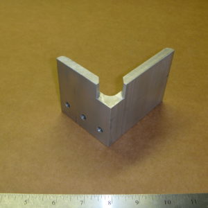 BRACKET, LINER PLACEMENT RH