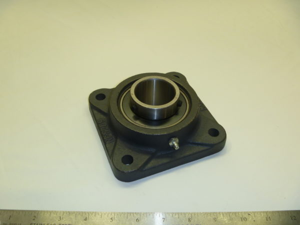 4-HOLE FLANGE BNG, 1-3/4"